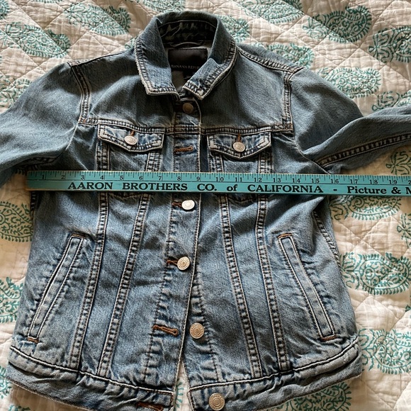 Banana Republic Denim Jacket in Size XS - Picture 5 of 7